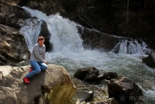 Каменка — семиметровый водопад на разломе горного хребта