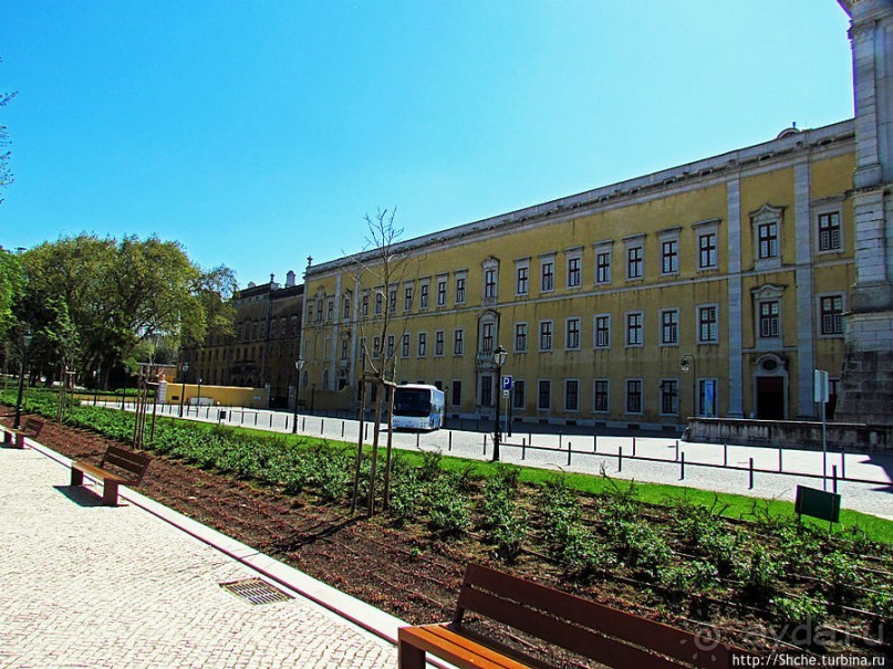 Призванный затмить Эскориал — Национальный дворец Мафра