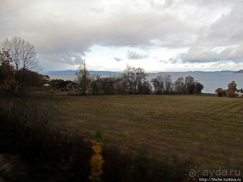 Суровая красота побережья фьерда Strindfjorden