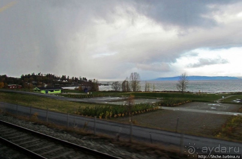 Суровая красота побережья фьерда Strindfjorden