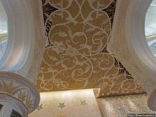 Внутри "малахитовой шкатулки"... Несравненно. Совершенно