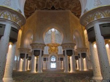 Внутри "малахитовой шкатулки"... Несравненно. Совершенно