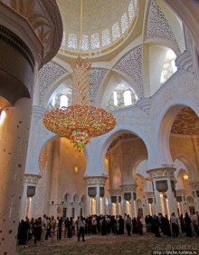 Внутри "малахитовой шкатулки"... Несравненно. Совершенно