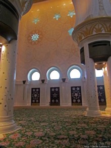 Внутри "малахитовой шкатулки"... Несравненно. Совершенно