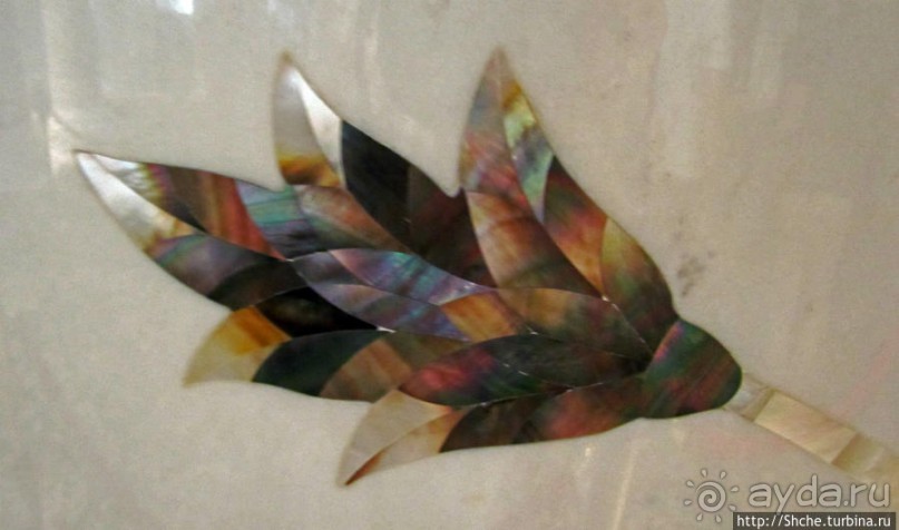 Внутри "малахитовой шкатулки"... Несравненно. Совершенно