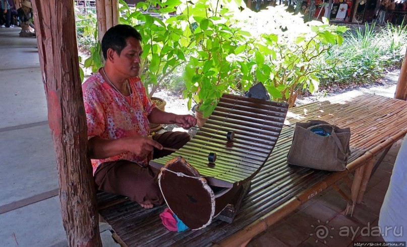 Sampran Riverside: "Тайская культура вживую" и шоу слонов