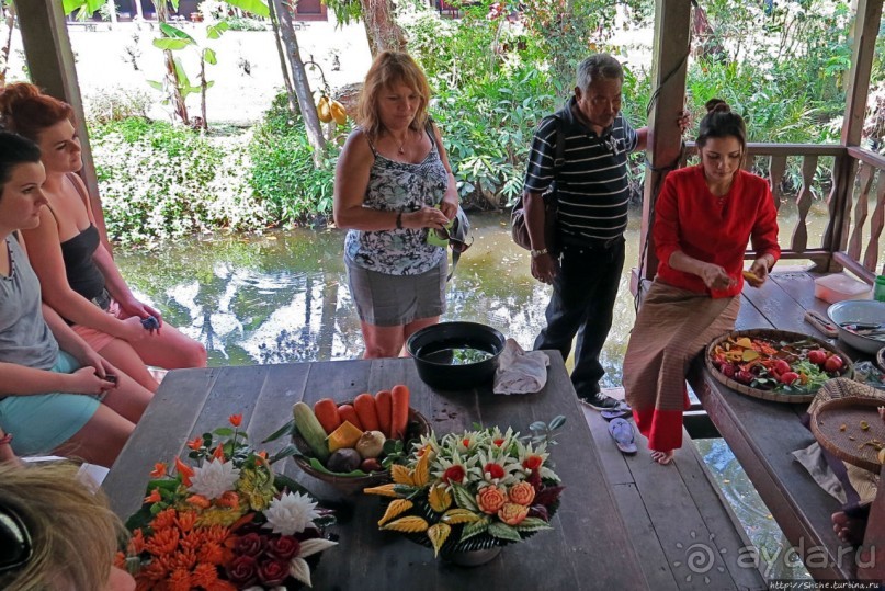 Sampran Riverside: "Тайская культура вживую" и шоу слонов