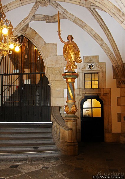 Новая ратуша (Neues Rathaus) Мюнхена — шедевр неоготики