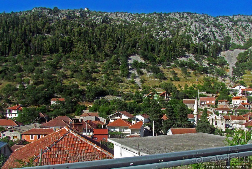 Проезжая древнейший Столац