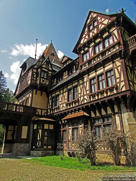 Замок Пелишор