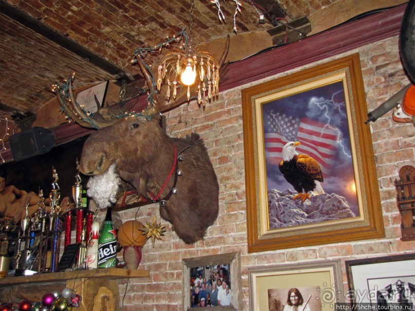 "No Name Saloon" — самая американская харчевня в Парк-сити.