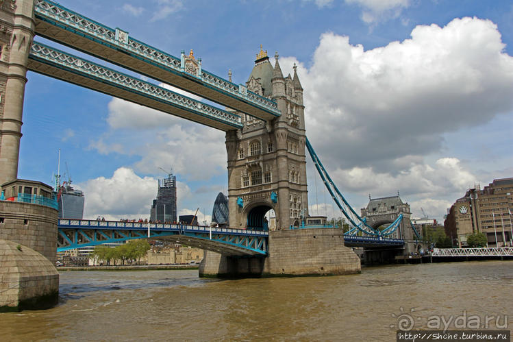 Вдребезги... под Тауэрский мост