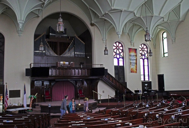 В гостях у Радуги. Первая (для всех нас) баптистская церковь