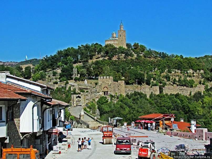 Прогулка по средневековой болгарской крепости "Царевец"