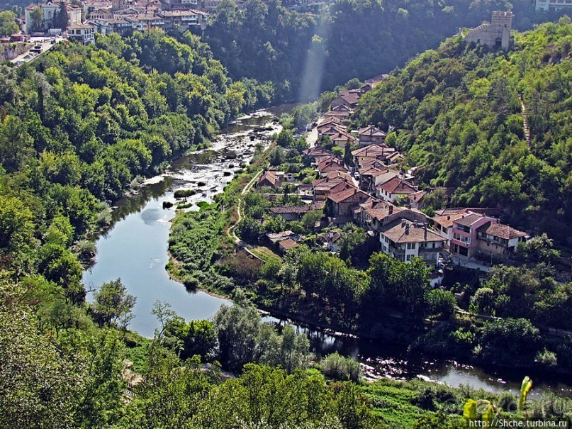 Прогулка по средневековой болгарской крепости "Царевец"