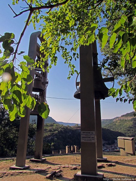 Прогулка по средневековой болгарской крепости "Царевец"