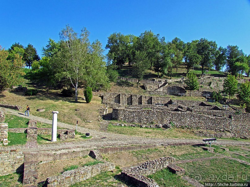Прогулка по средневековой болгарской крепости "Царевец"