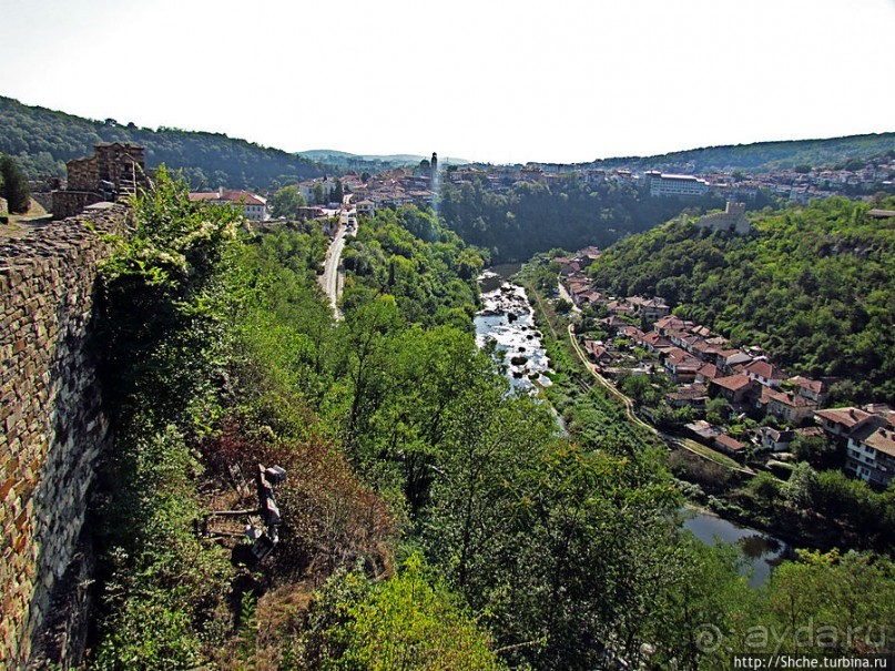 Прогулка по средневековой болгарской крепости "Царевец"