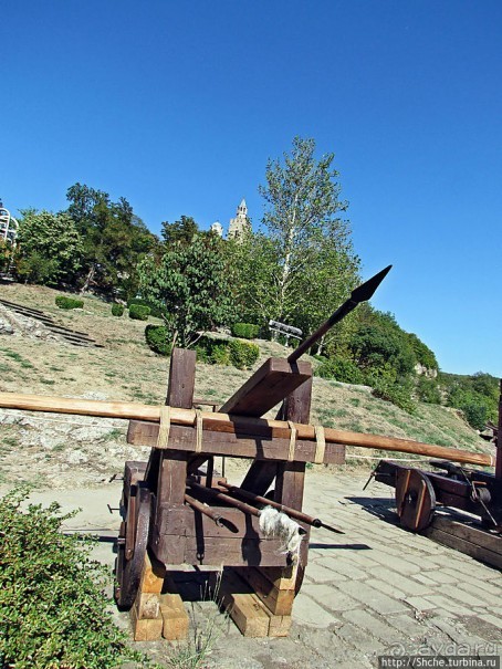 Прогулка по средневековой болгарской крепости "Царевец"