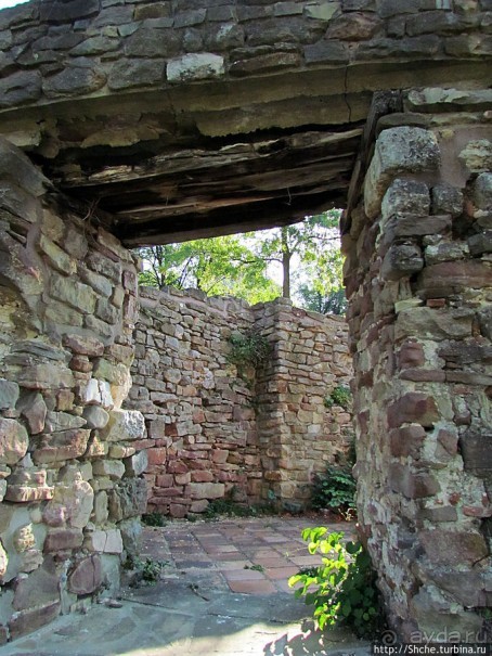 Прогулка по средневековой болгарской крепости "Царевец"