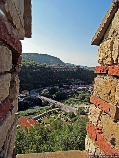Прогулка по средневековой болгарской крепости "Царевец"