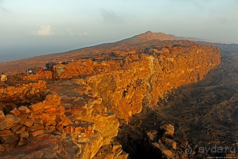 Эрта Але — врата Ада (черный вход) Эрта Але — врата Ада (черный вход)