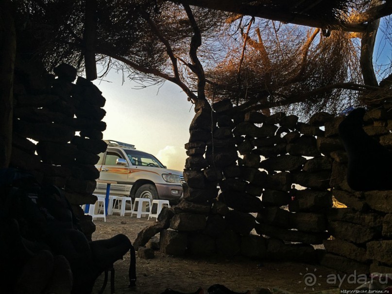 Эрта Але — врата Ада (черный вход) Эрта Але — врата Ада (черный вход)