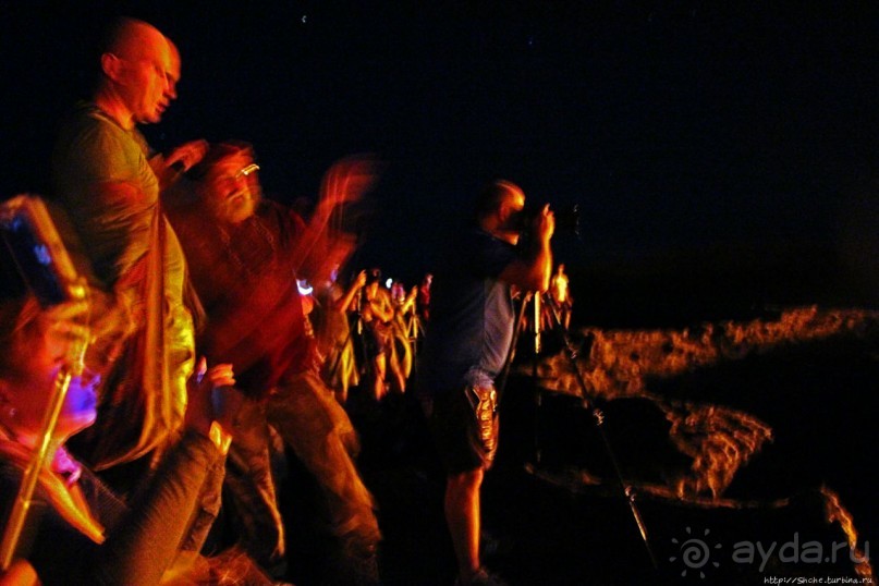 Эрта Але — врата Ада (черный вход) Эрта Але — врата Ада (черный вход)