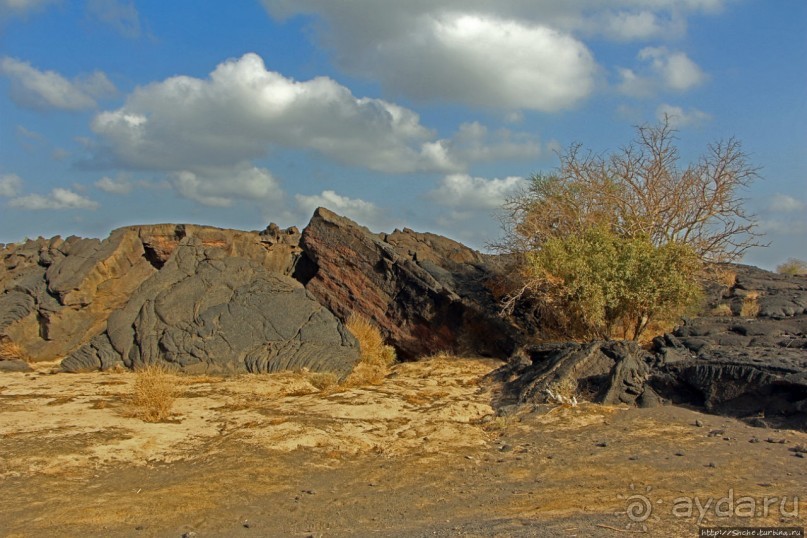 Эрта Але — врата Ада (черный вход) Эрта Але — врата Ада (черный вход)