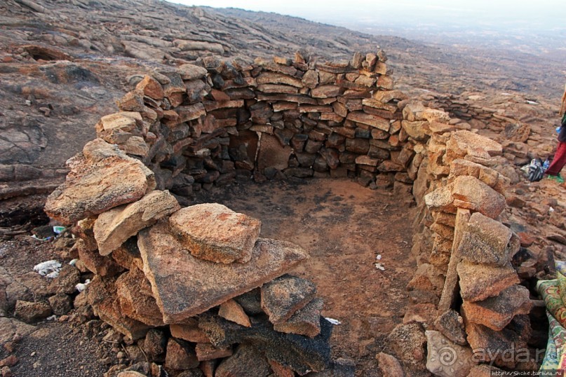 Эрта Але — врата Ада (черный вход) Эрта Але — врата Ада (черный вход)