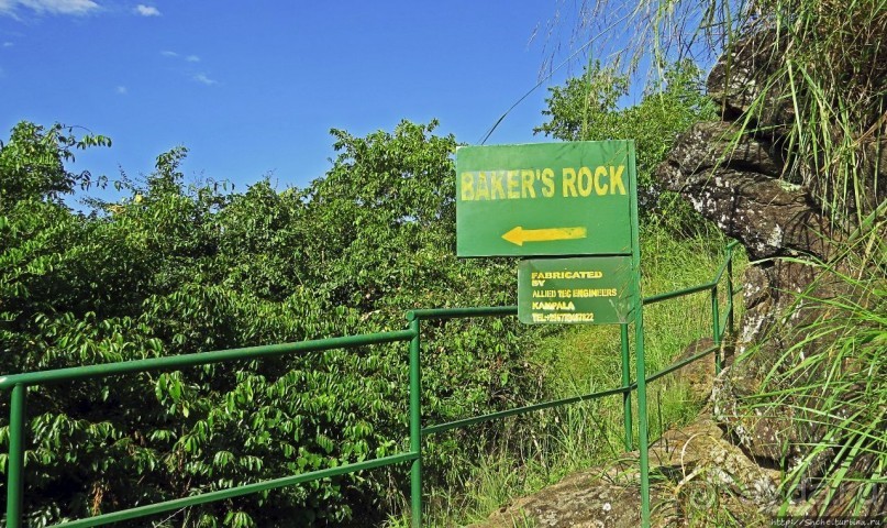 Как Нил в шестиметровую щель протиснулся Как Нил в шестиметровую щель протиснулся