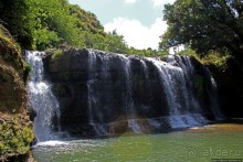 Альбом отзыва "Талофофо — живописная серия каскадов в джунглях Гуама"