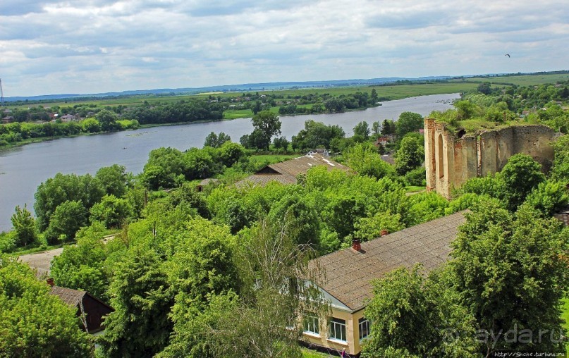 Замок меж двух Бугов