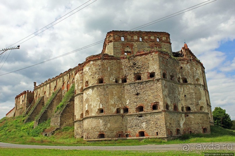 Замок меж двух Бугов