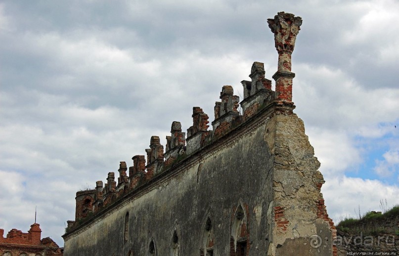 Замок меж двух Бугов