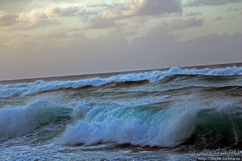 Закат и волны — вид чудесный
