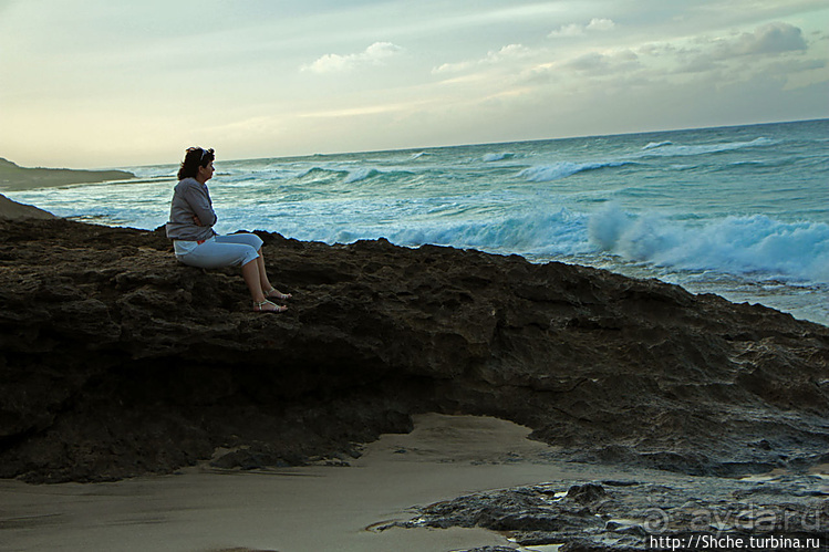 Закат и волны — вид чудесный