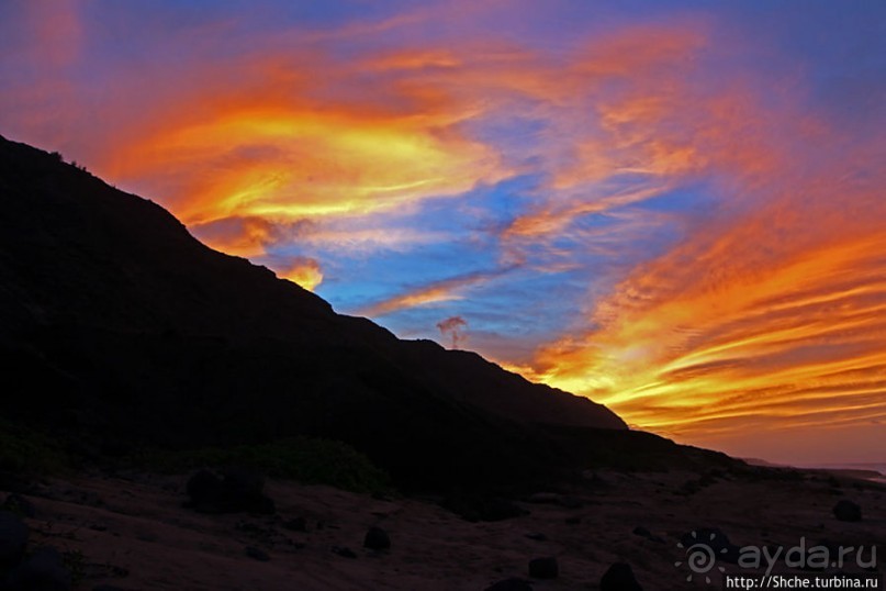 Закат и волны — вид чудесный