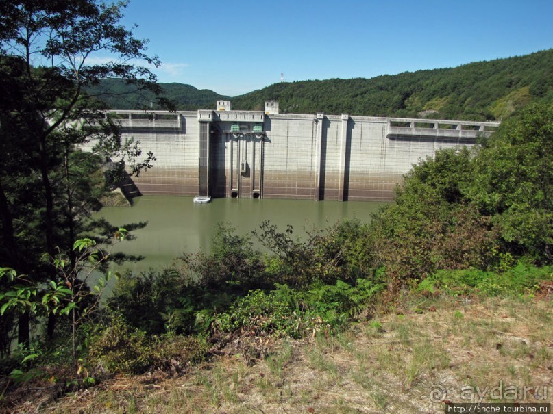 Michi no eki - "станция на дороге" недалеко от дамбы Оригава