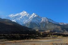Джомсом — здесь все начинается (ворота Мустанга)