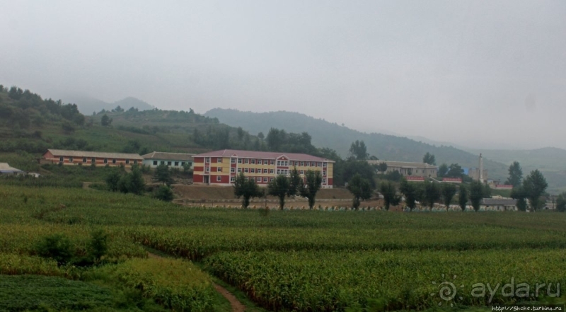 Катим по КНДР... На восток от столицы к Вонсану 