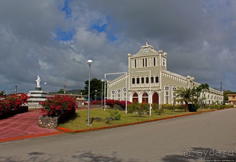 Маунт Кармел — Кафедральный собор Марианских островов