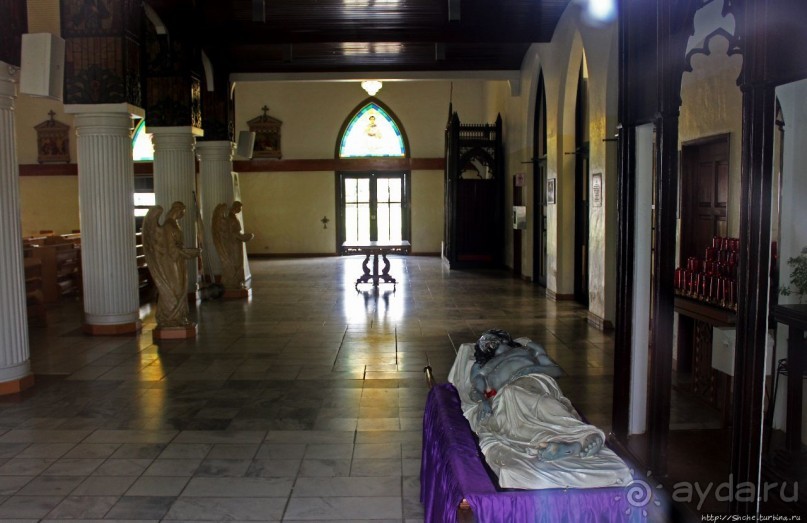 Маунт Кармел — Кафедральный собор Марианских островов