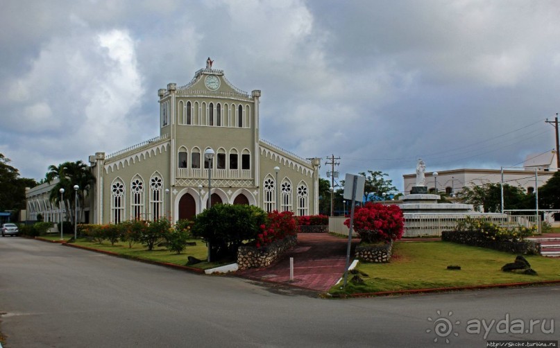 Маунт Кармел — Кафедральный собор Марианских островов