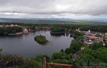 Ганга Талао — священное кратерное озеро с храмом Шивы