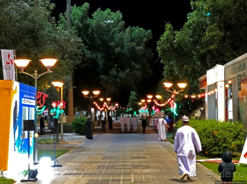 Этнографический Muscat Festival в пригороде столицы Омана