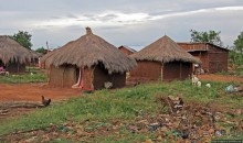 Деревня Rwamahungu. Так живет 70% населения Уганды