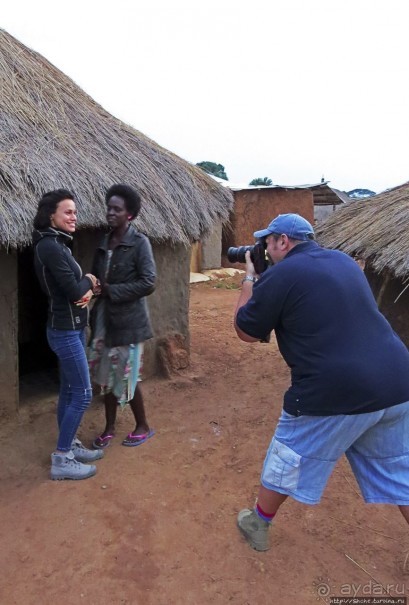 Деревня Rwamahungu. Так живет 70% населения Уганды