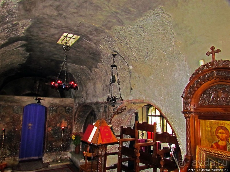 Альбом отзыва "Агиа Димитриос Лумбардиарис — чистая духовность без пафоса"