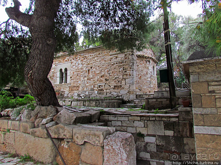 Агиа Димитриос Лумбардиарис — чистая духовность без пафоса